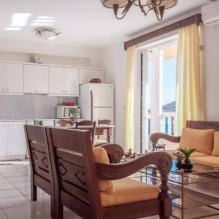 Apartment Fani Roxane
