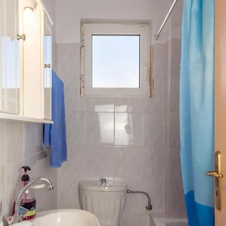 Apartment Fani Roxane *
