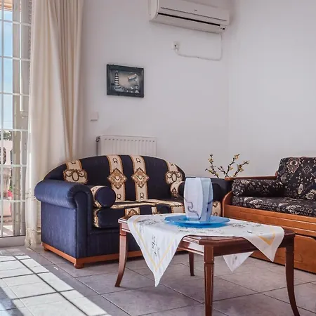 Fani Roxane Apartment *