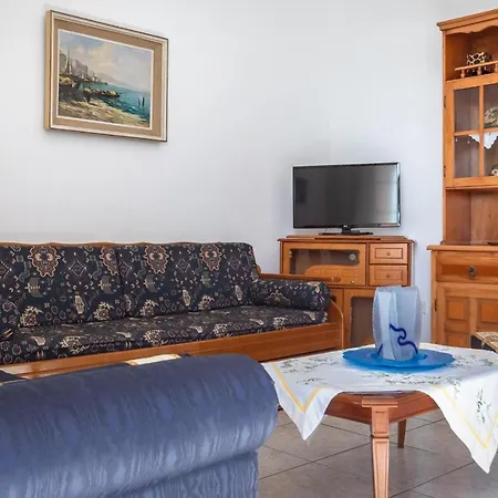 Apartment Fani Roxane *