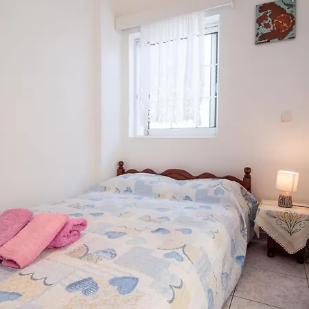 Fani Roxane Apartment Keratea